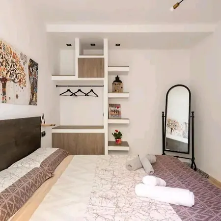 Castelplace Con Plaza De Garage Incluida, Free Parking And Ac Apartment *