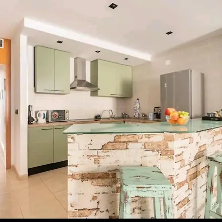 Appartamento Castelplace Con Plaza De Garage Incluida, Free Parking And Ac *