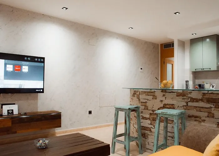 Apartment Castelplace Con Plaza De Garage Incluida, Free Parking And Ac *