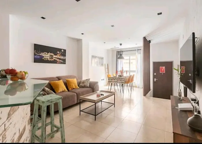 Castelplace Con Plaza De Garage Incluida, Free Parking And Ac Apartment *
